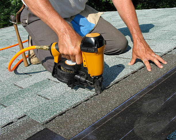 Best Emergency Roof Repair  in Columbus, WI